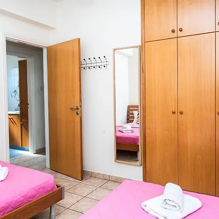 Villa Martini Dps36 פאראלימני